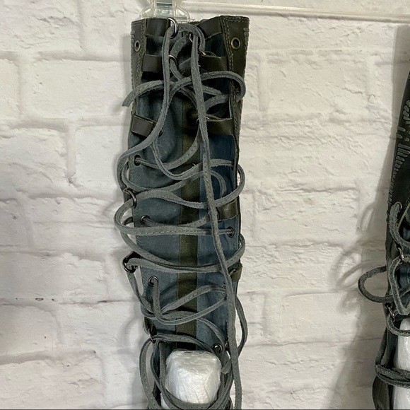 NWOT Leather Gladiator Sandals - Picture 11 of 16